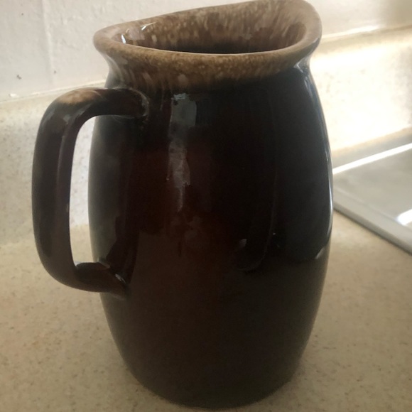 Hill brown drip pitcher - Picture 3 of 5
